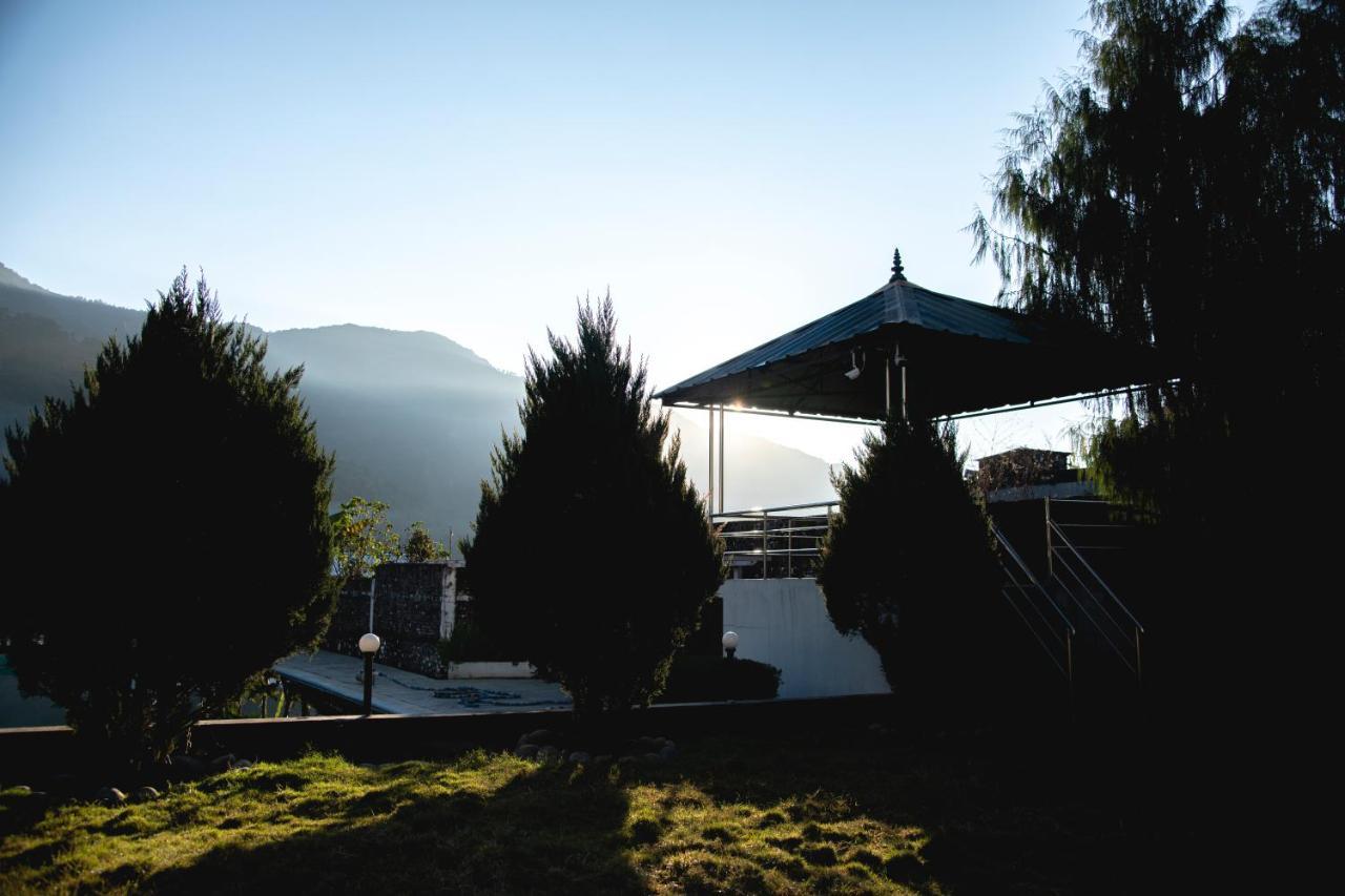 Gateway Himalaya Resort Ghanpokhara Экстерьер фото